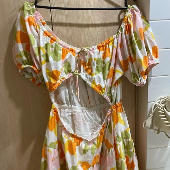 COPY - Sabo Skirt Cherise Dress - Picture 5 of 5